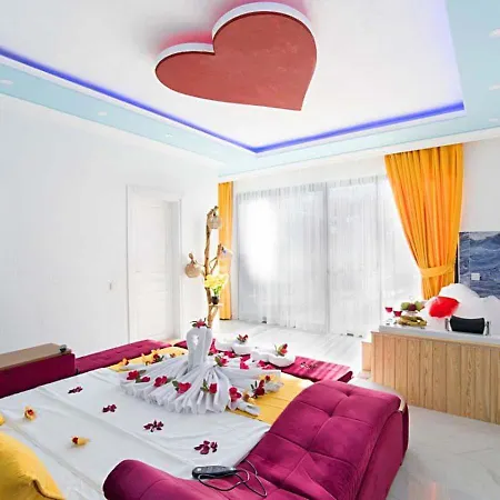 Villa Elif Uezuemlue